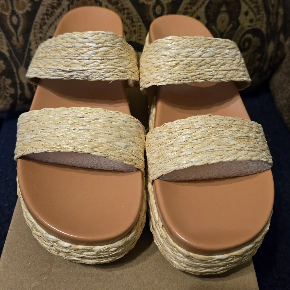 NIB Women's Platform Wedge Sandals